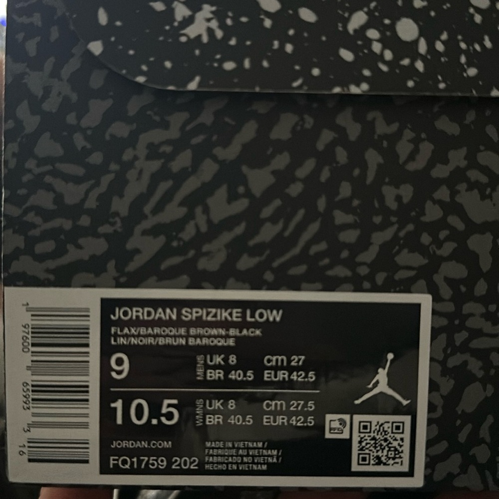 Jordan Spizike Low, size 10.5, brand new, never worn